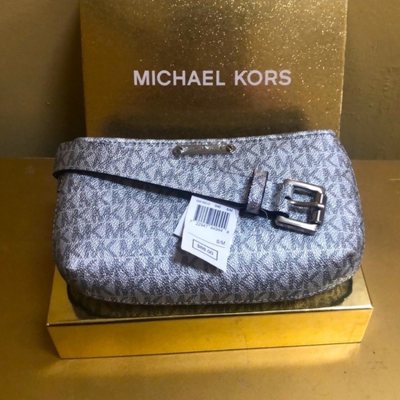 Michael Michael Kors Silver Logo Women’s Belt Bag New In Box S/M - Picture 2 of 2